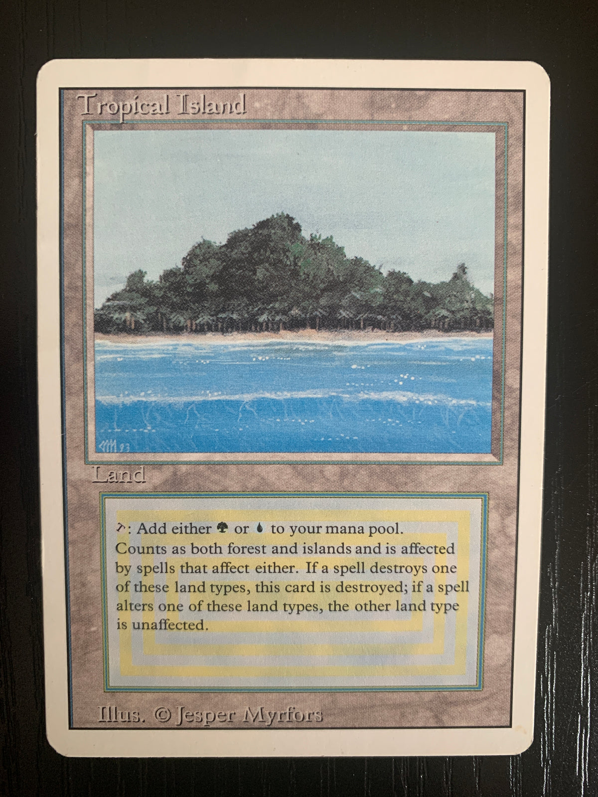 Tropical Island ~ Revised [ MODERATELY PLAYED ] [ Magic MTG ]